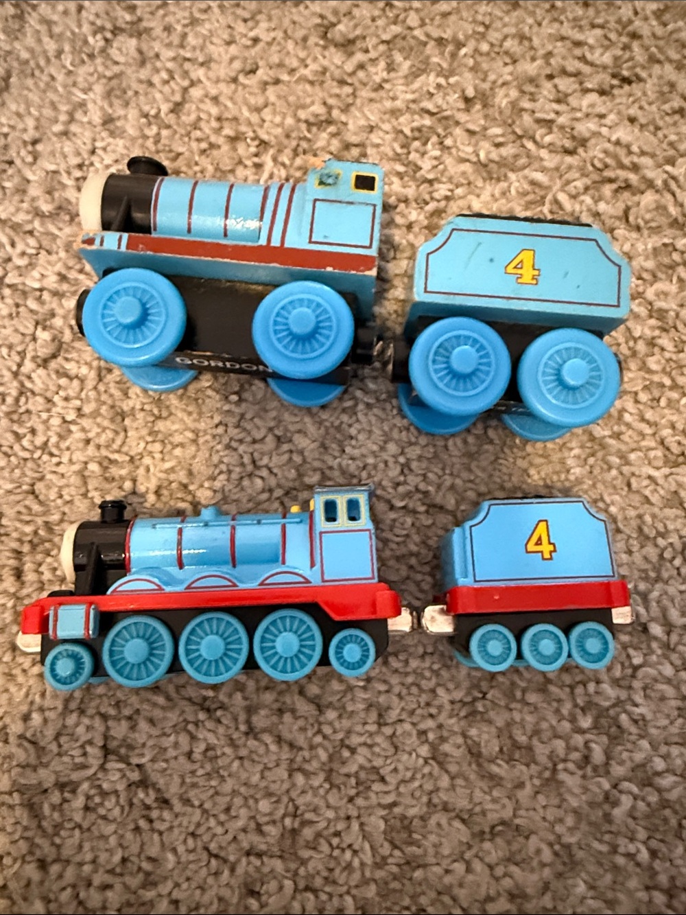 Set of 2 gordon train with tender